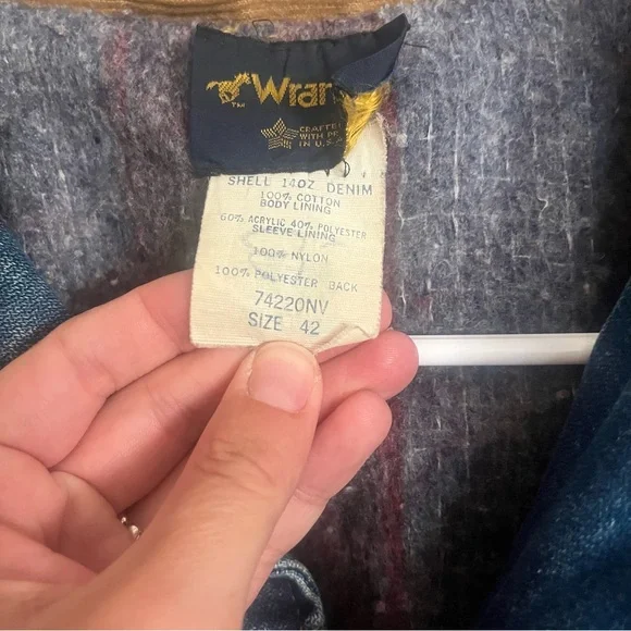 Vintage Wrangler Denim Jacket with Tan Collar - Picture 3 of 8